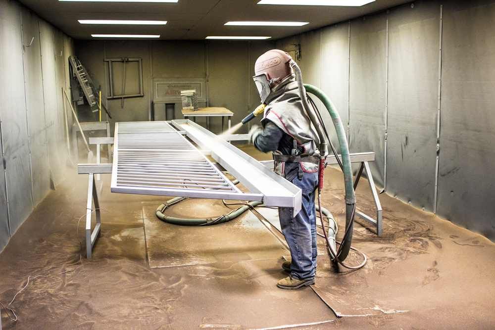 How to Maintain Sandblasting Equipment for Longevity Performance