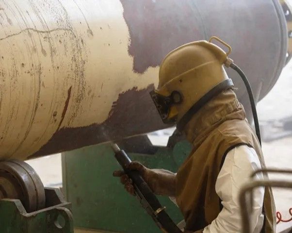 Industrial sandblasting