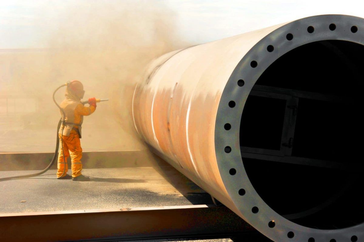 Industrial sandblasting
