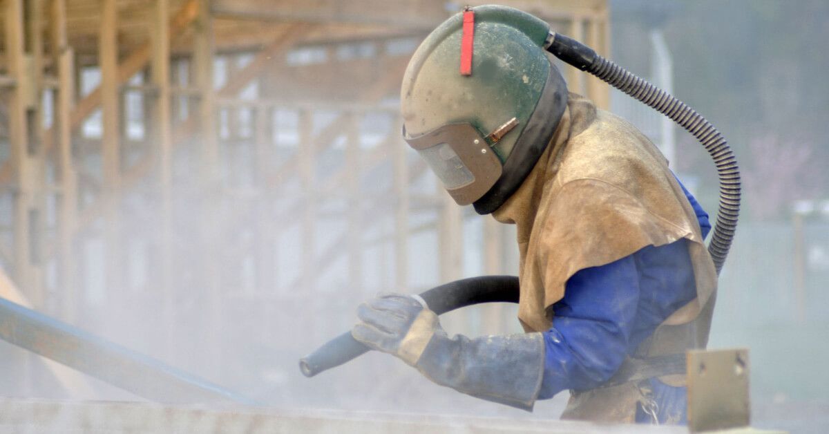 Applications and Techniques of Sandblasting in Art and Sculpture